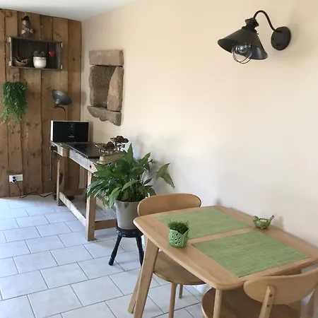 Chez Jeanmyvonne Couette-café 3*