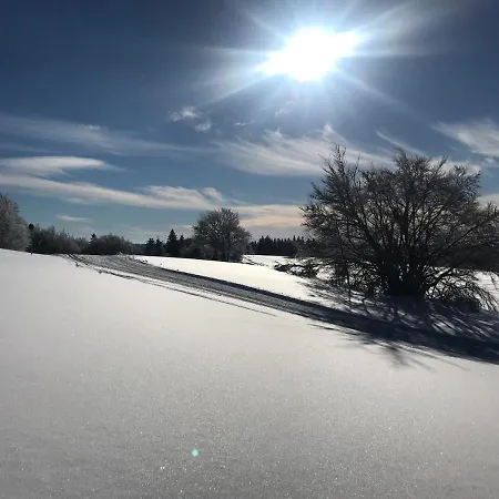 Chez Jeanmyvonne Couette-café